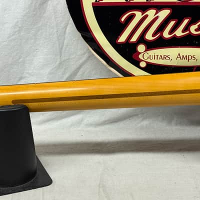 Fender American Ultra II 2 Meteora Guitar with COA + Case 2025 - Texas Tea / Ebony fingerboard image 12