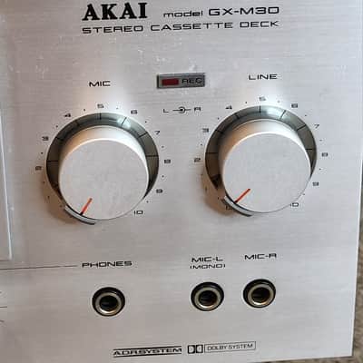 Akai Akai GX-M30 ivintage 2-head, single compact cassette deck 70s  - Metal imitation wood cabinet image 5