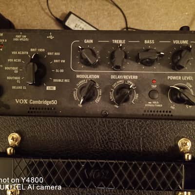 Vox Cambridge 50 50-Watt Digital Modeling Guitar Combo image 2