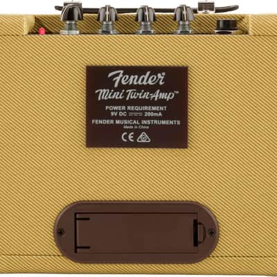 Fender Mini '57 Twin-Amp 1W Battery Practice Amp, Tweed image 2