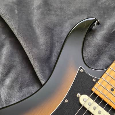 Vola OZ RV MC Electric Guitar + Sunburst Finish image 12