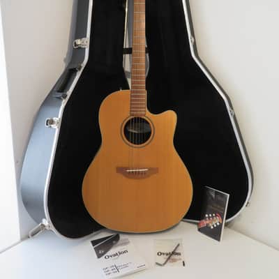 OVATION BALLADEER SPECIAL (MODEL S771) acoustic guitars