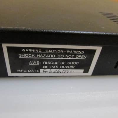 Aphex Compellor Model 320 Duel Channel Compressor Levelor Limiter image 8