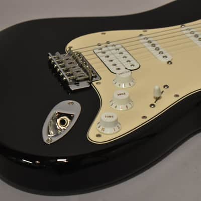 2005 Fender Standard Stratocaster HSS MIM Black w/HSC image 7