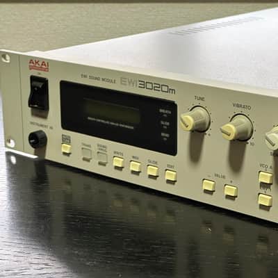 Akai EWI3020m 1994 - gray