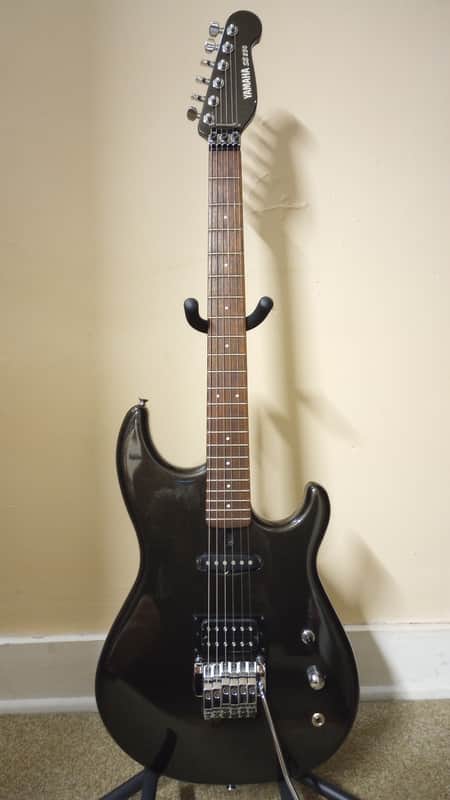 Yamaha  SE-250 - Metallic Black image 1