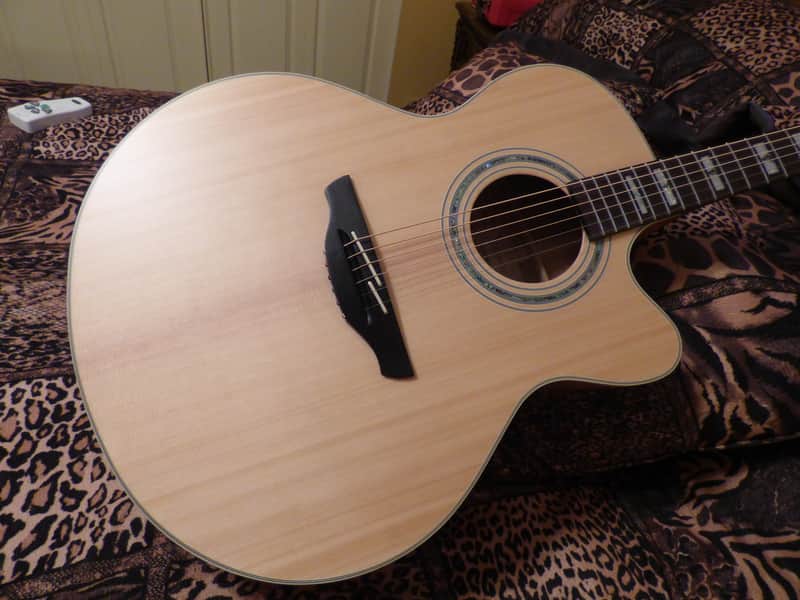 Takamine Takamine EG524SC-NS Guitar Jumbo Acoustic/Electric  Natural Satin image 1