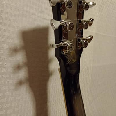 Dunable R2 DE 2022 - Silverburst w/ Upgraded Tuners & Straplocks image 6