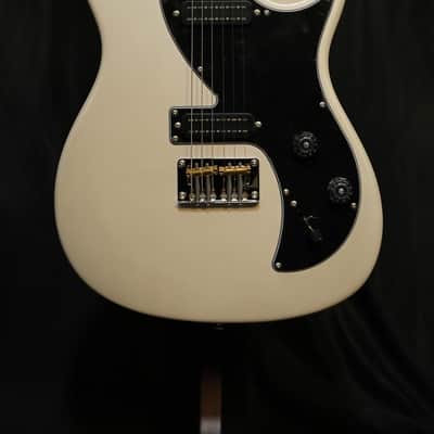 PRS SE NF 53  Pearl White image 3
