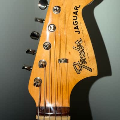 Fender Johnny Marr Signature Jaguar 2018 - Lake Placid Blue image 19