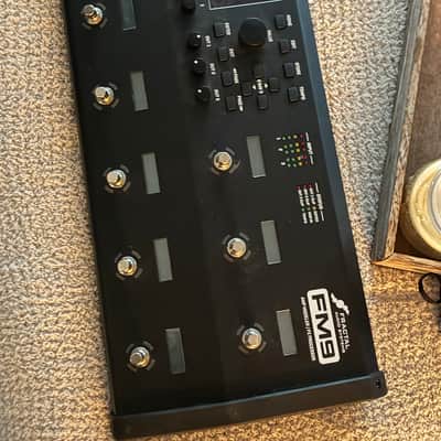 Fractal Audio FM9 Amp Modeler / FX Processor 2021 - 2023 Black image 2