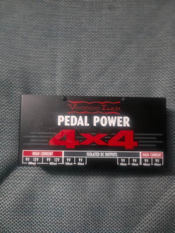 Voodoo Lab Pedal Power 4X4