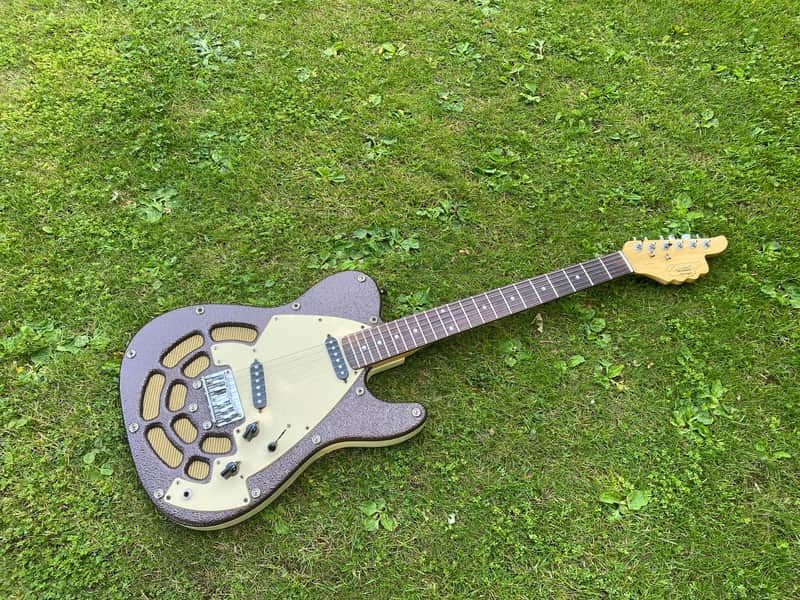 Noel Gallagher Oasis Lindert Guitar Owned 1996 image 1