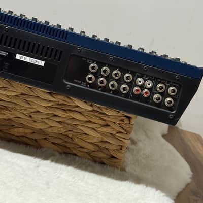 Yamaha MG206C 20 Channel Mixer 2010s - Blue image 10