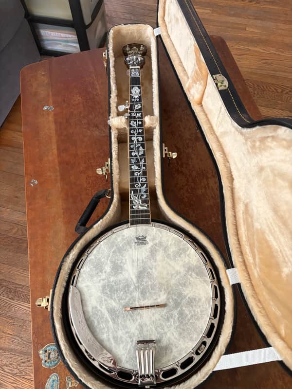 Morgan Monroe Walnut resonator banjo 2000’s - Walnut image 1