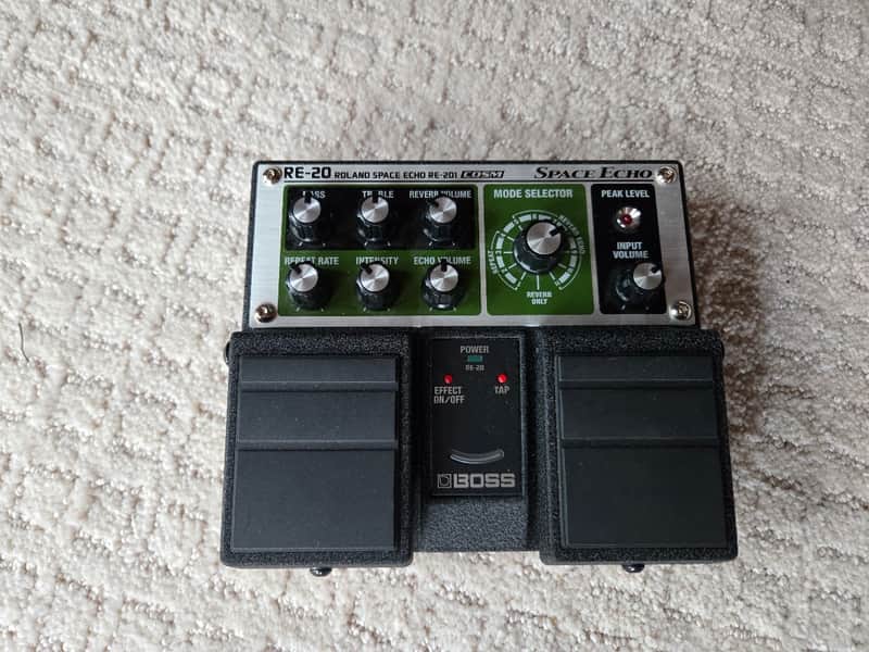Boss RE-20 Space Echo 2007 - Present Green image 1