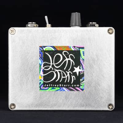 Fuzz Preamp - The Ruthie: Monochrome+Glow Edition - Serial 250917 image 21