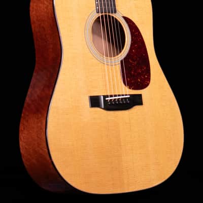 Eastman E6D-TC, Solid Thermo Cured top, Natural Finish with Hardshell Case image 4