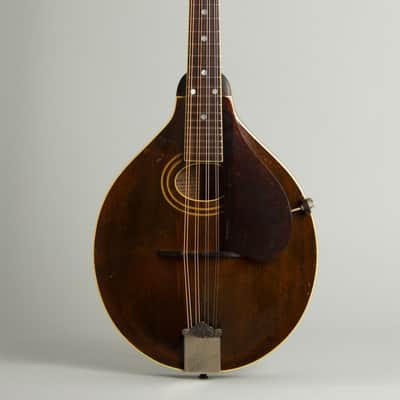 Immagine Gibson  A-2 Carved Top Mandolin (1921), ser. #64513, original black hard shell case. - 1