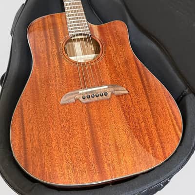 Alvarez MD66CE Mahogany Dreadnought Acoustic-Electric Guitar - Natural image 10