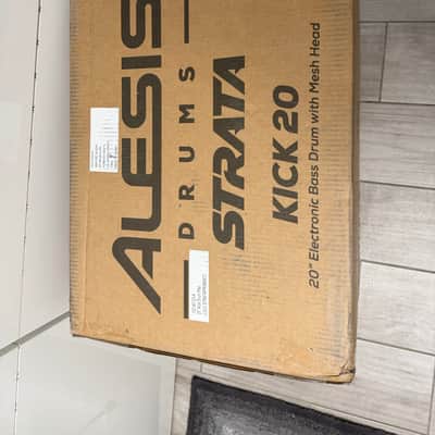 Alesis Strata Prime 2024 - Red and Black custom Strata wrap image 7