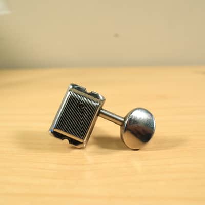 (1) Gotoh Tuning Peg Machine Tuner Oval Nickel In-A-Line