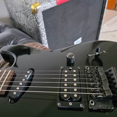 Charvel 275 Deluxe MIJ 1987-1989 Japan Super Strat Pre-Fender USA Jackson Pickups JT6 Tremolo image 4