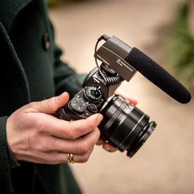 Sennheiser MKE 400 Shotgun Condenser Microphone for Cameras image 5