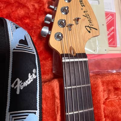 Fender American Special Strat 2018 w/ Case - Sonic Blue w/ Rosewood Fingerboard image 3