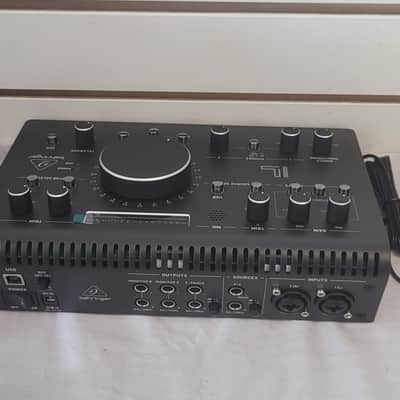 Behringer Studio L USB Audio Interface 2022 - Present - Black image 3