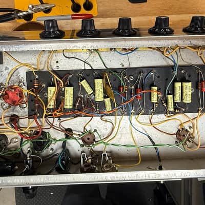 Fender Princeton 1969 "Drip Edge" 12-Watt 1x10" Guitar Combo- Silverface image 13