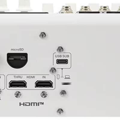 Yamaha MGX12V 18-Channel Digital Mixer & Dual USB-C Audio/Video Interface, White image 5