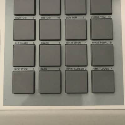 AKAI MPC3000 MPC 3000 Classic Sampler Sequencer Drum Machine image 5