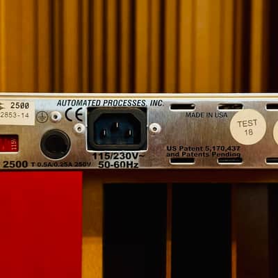 API 2500 Stereo Bus Compressor 2000 - 2019 - Black image 7