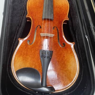 Mint Open Box Krutz 400 Series Step-Up 16" Viola, model A640; with Case, Bow, Rosin image 10