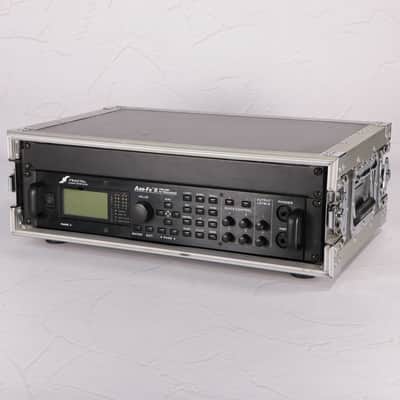 FRACTAL AUDIO SYSTEMS Axe-Fx Ⅱ MARK II Fractal Audio Axe-FX II Mark II with Controller | Reverb
