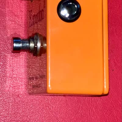Xpandora 2 orange distortion guitar effects pedal image 3