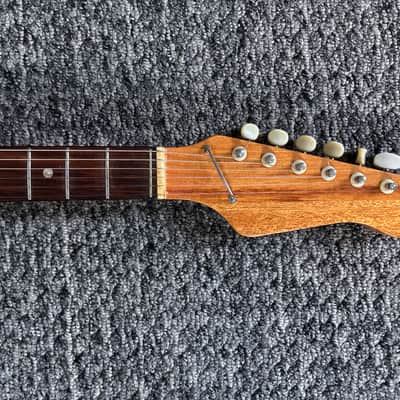 Kawai Kingston 1965 - Sunburst image 3