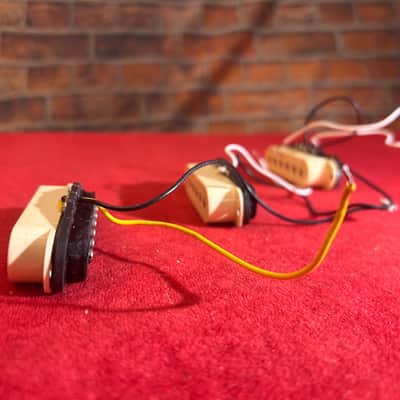 Fender 099-2115-000 Vintage Noiseless Stratocaster Pickup Set 2010s - Aged White image 5
