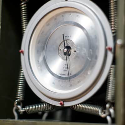 Vintage BAROMETER M-67 (USSR) fully working image 6