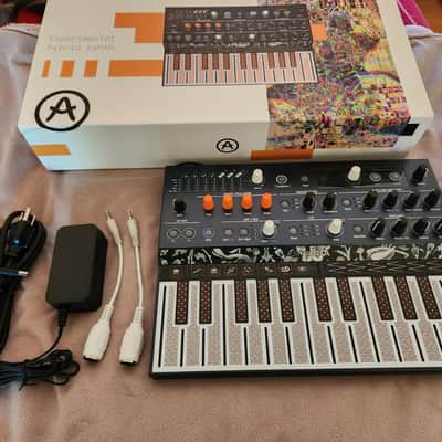 Arturia MicroFreak 25-Key Algorithmic Synthesizer 2019 - Present - Black image 1
