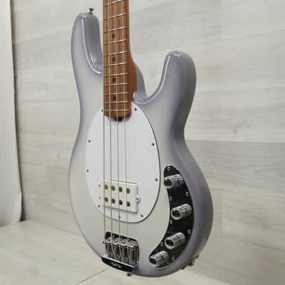 Used Ernie Ball Music Man Stingray Special 4h Bass Guitar White image 5