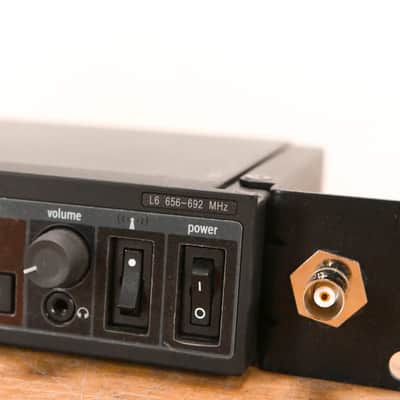 Shure PSM 900 Wireless IEM System L6 Band: 656-692 MHz (NO POWER SUPPLY) CG0153R image 5