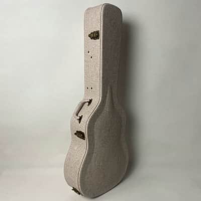 Parker Acoustic Guitar Hard Case in Brown image 8
