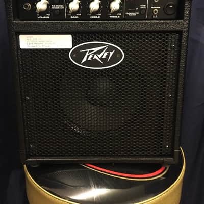 Peavey Max 158 11 15 Watt Bass Amp image 1