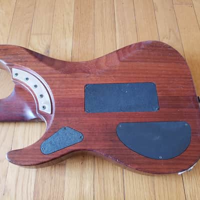 Washburn N4 1993 - Padauk image 3