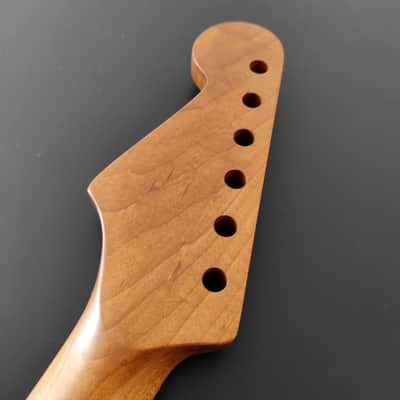 22 frets Satin Nitro varnished Roasted Mapple Strat Neck with rosewood fretboard image 3