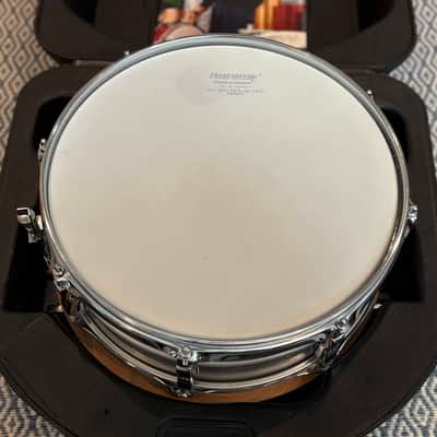 One of a Kind NOS Ludwig No. 404 Acrolite 5x14" 8-Lug Aluminum Snare Drum with Pointed Blue/Olive Badge Early 70s image 10