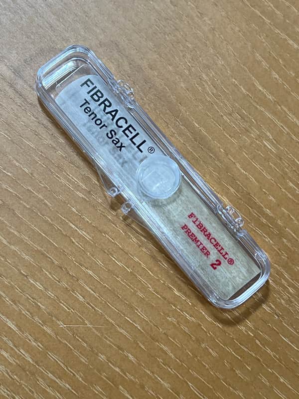 Fibracell Premier Series Synthetic Tenor Sax Reed - Strength 2 image 1