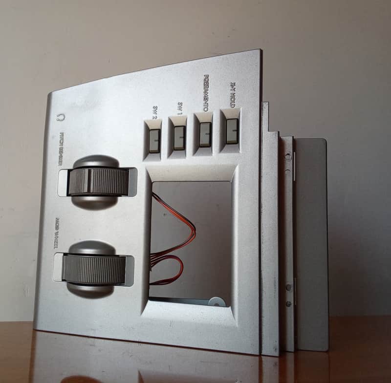 Korg Z1 - Pitch bend / Mod wheel panel + Assembly (without Lower face) + KLM 1931 / KLM 1935 / (without KLM 1966 and Pad X/Y) + 4 buttons with led window - (price valid for a few days) image 1